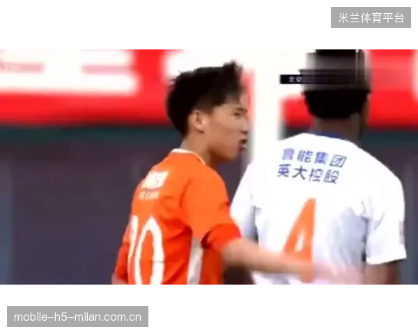 王楚钦说林诗栋：从“高手”到“超级大神”的转变——运动场上的“逆袭”故事